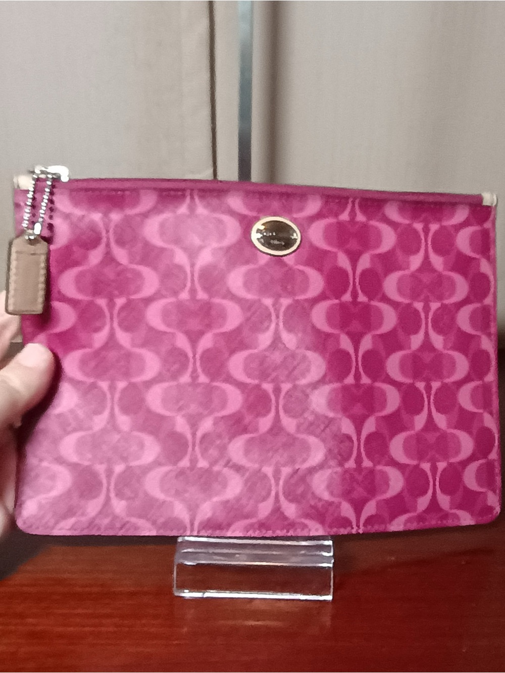Coach Signature C Zipper Pouch